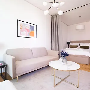 Boutique With Terrace And Pool Apartment