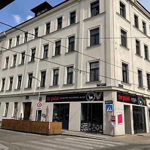 Gesamte Im Zentrum Von 27 Apartment