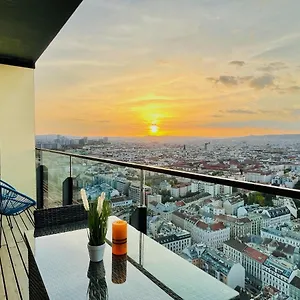 Triiiple Level 31 - Sonnenwohnen Mit Fantastischem Ausblick Und Parkplatz Apartment